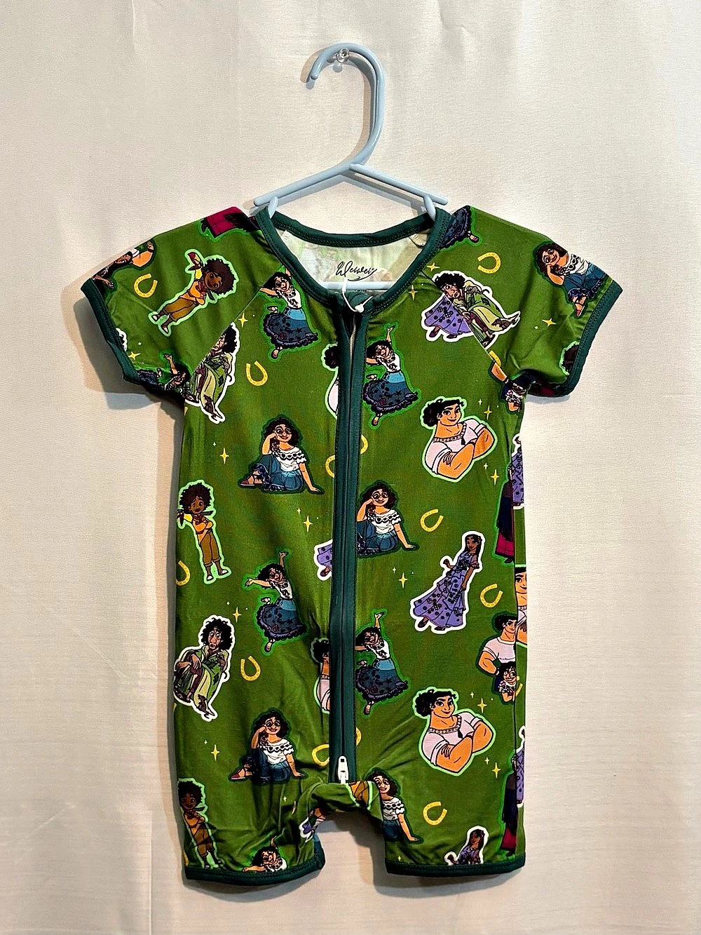 NWT 12-18 Disney Encanto Bamboo Shortie